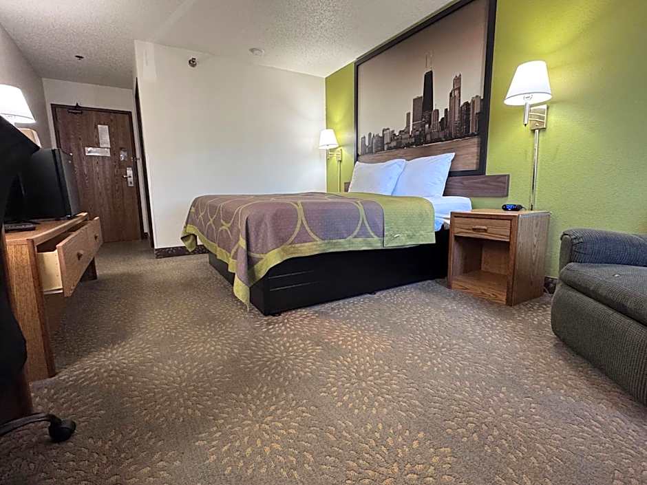 Super 8 by Wyndham Mokena/Frankfort /I-80