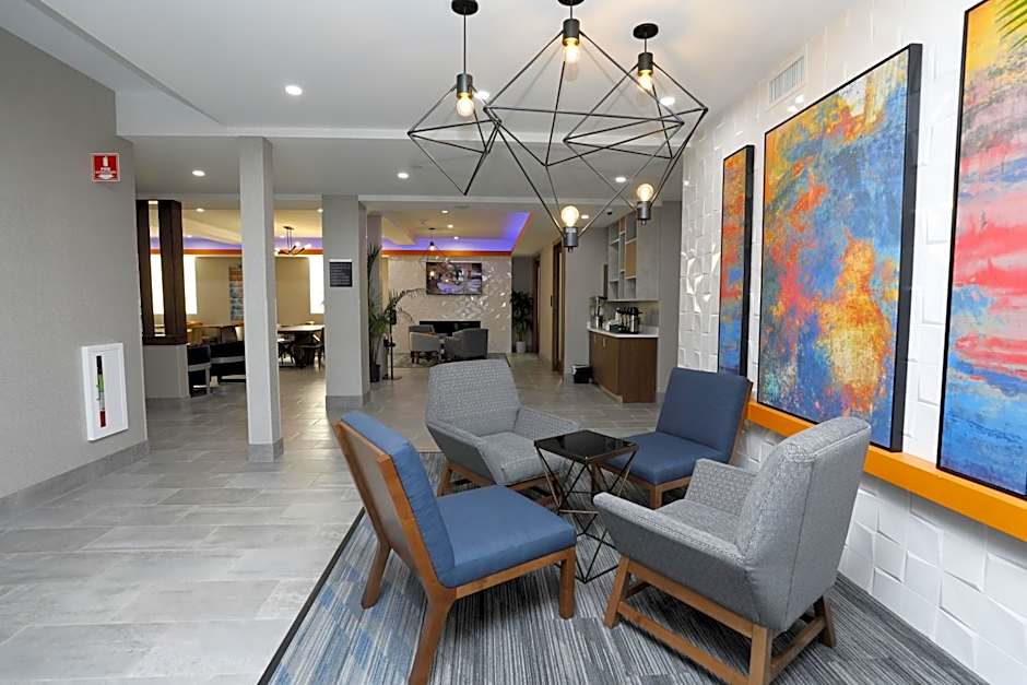 La Quinta Inn & Suites by Wyndham Williston/Burlington