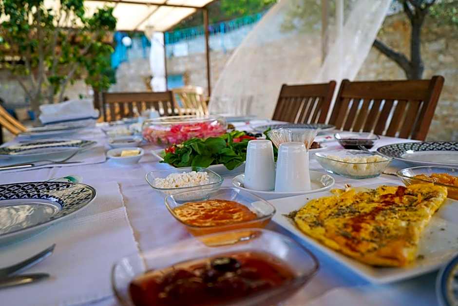 Şato Triopia Butik Otel