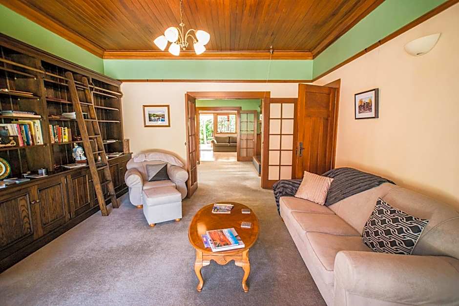 Hartley Homestead Boutique Bed & Breakfast