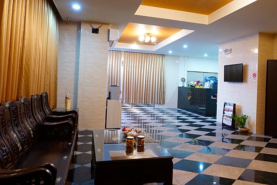 Gin Jian Commerical Hotel