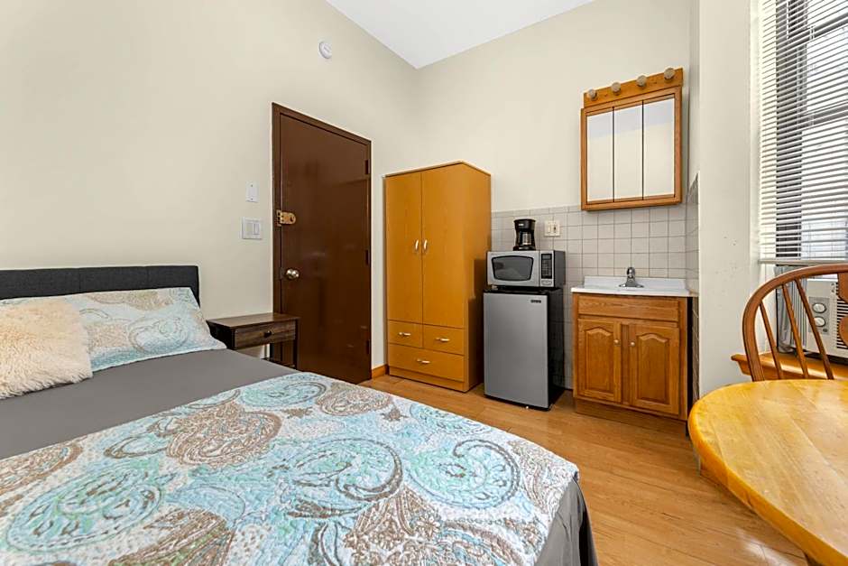 West 30th Street Guest House