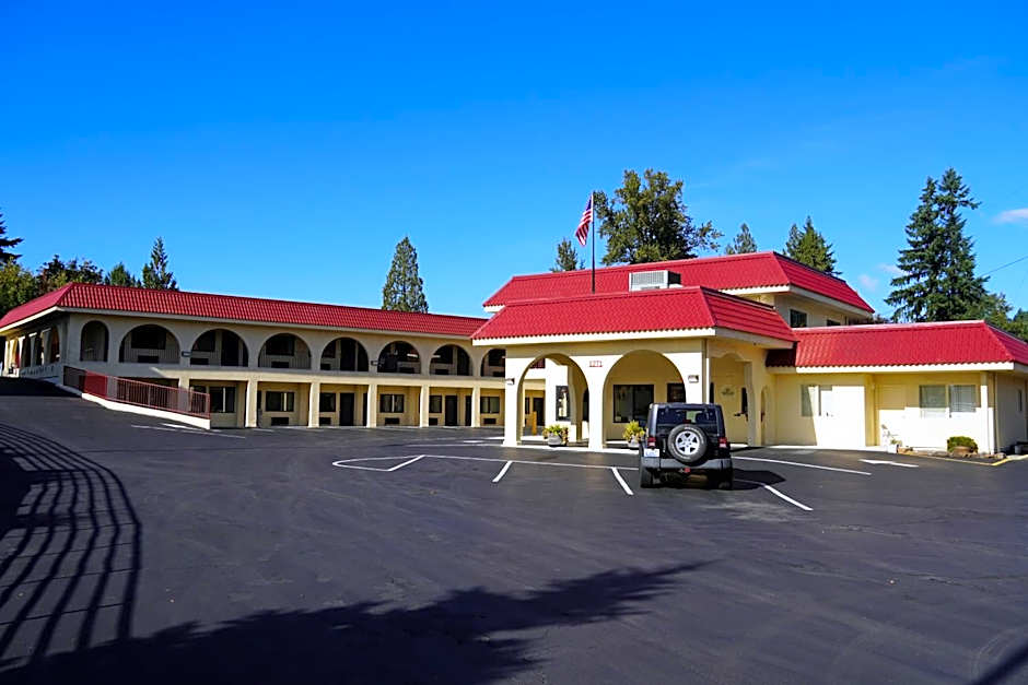 Timberland Inn & Suites