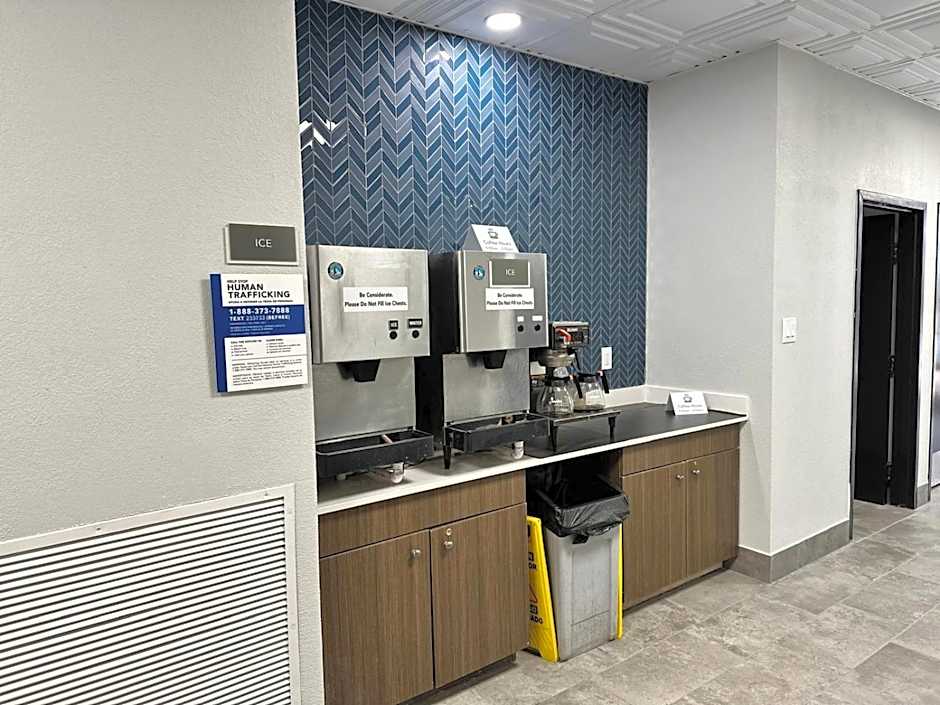 Motel 6 Mesquite, TX Town East