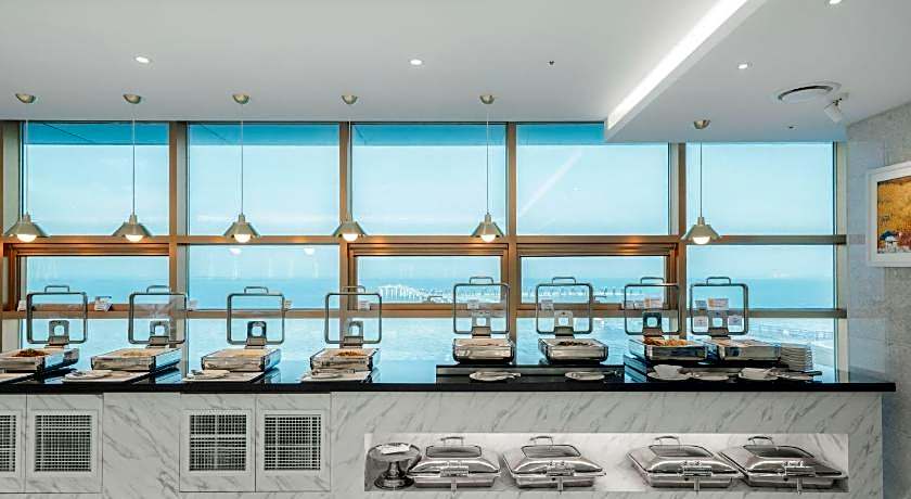Wave M Hotel West