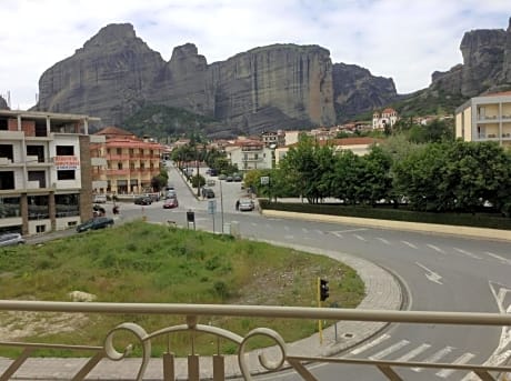 Superior Double or Twin Room with Meteora View