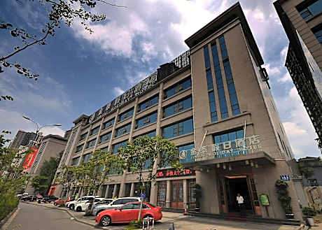 Jin-Tai Holiday Hotel