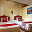 OYO 681 Paradise Hotel