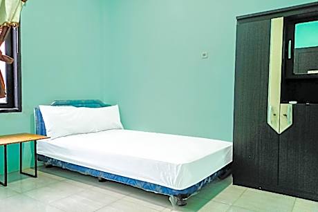 SPOT ON 91791 Homestay Surya Syariah