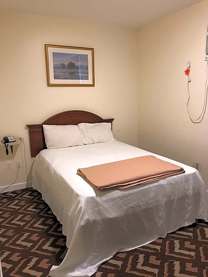 Waterbury Big Apple Motel