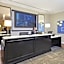 Holiday Inn Express Chicago - Magnificent Mile By IHG