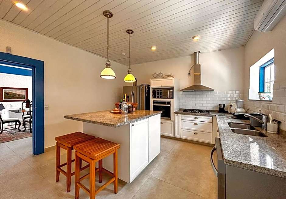 Casa prox a Praia de Santa Teresa, Ilhabela SP