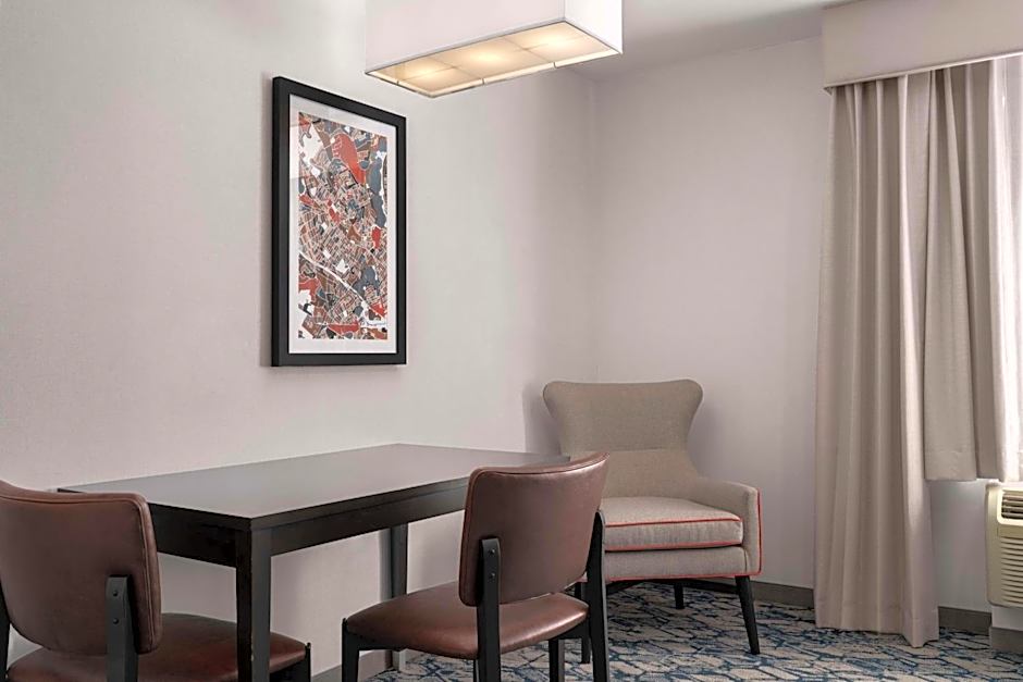 Homewood Suites By Hilton Cambridge-Arlington