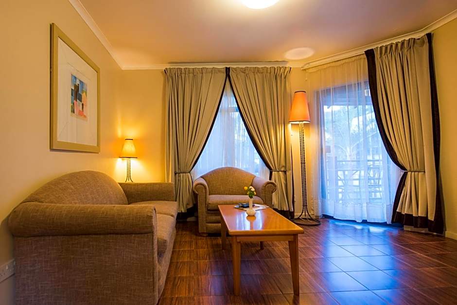 Photo 1 of 4 of 1 Bedroom Suite