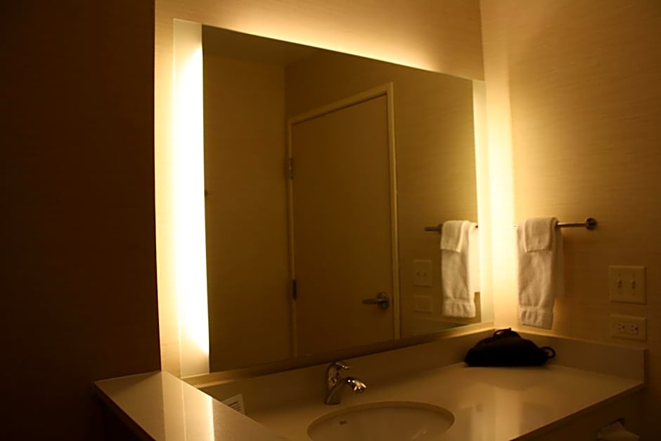 Fairfield Inn & Suites by Marriott Detroit Lakes