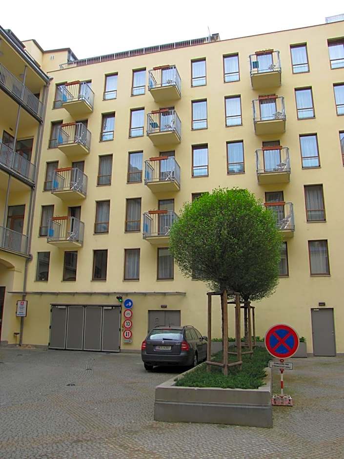 Aparthotel Austria Suites
