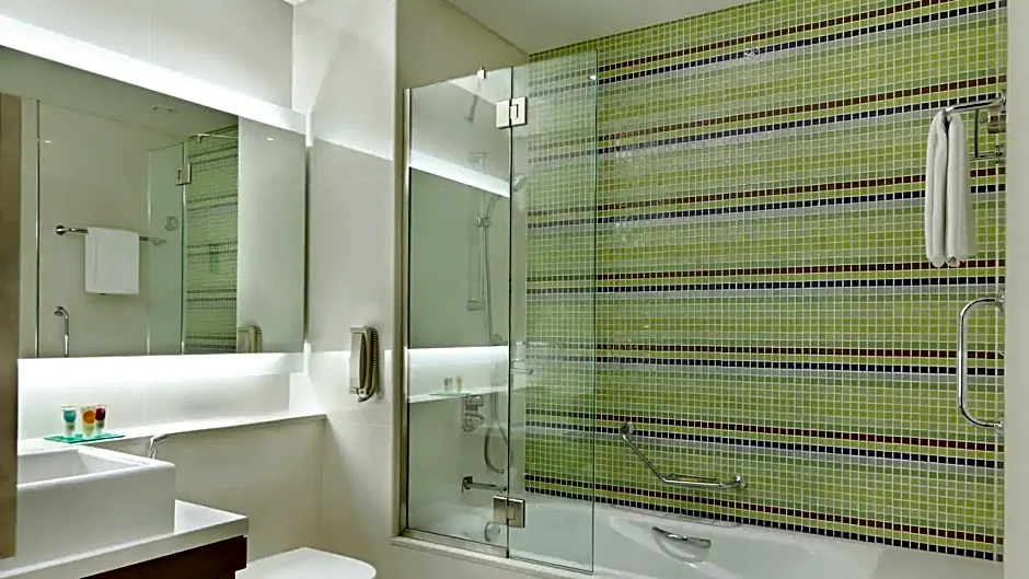 Hyatt Place Dubai Baniyas Square