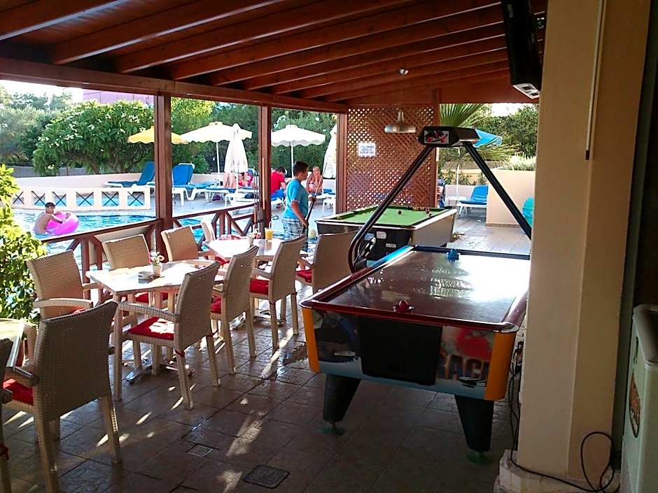 Summer Memories Aparthotel