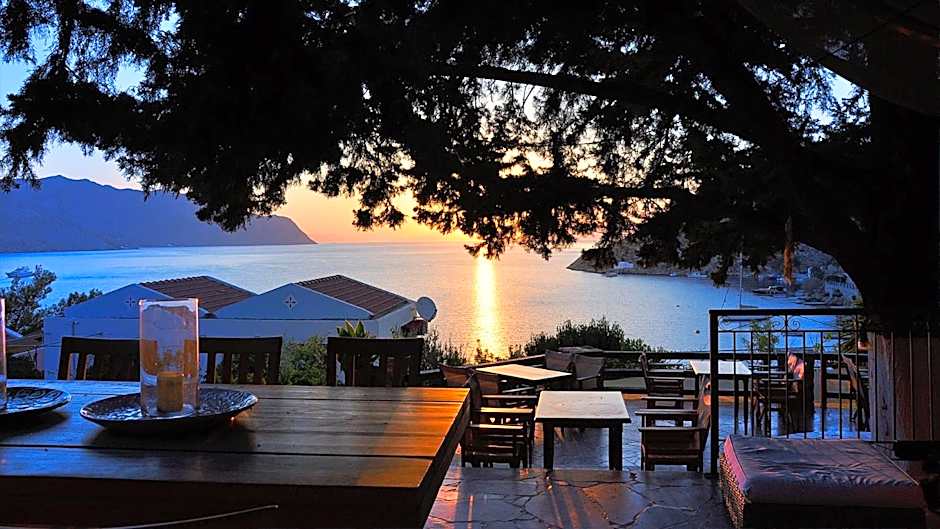 Niriides Hotel Apartments