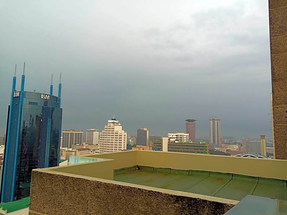 Chester Hotel & Suites