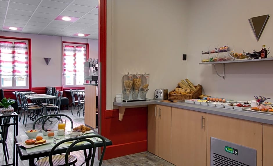 Logis Hotel De Paris