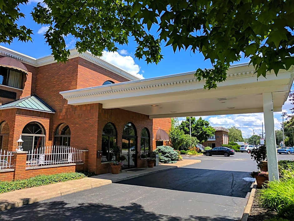 South Shore Inn