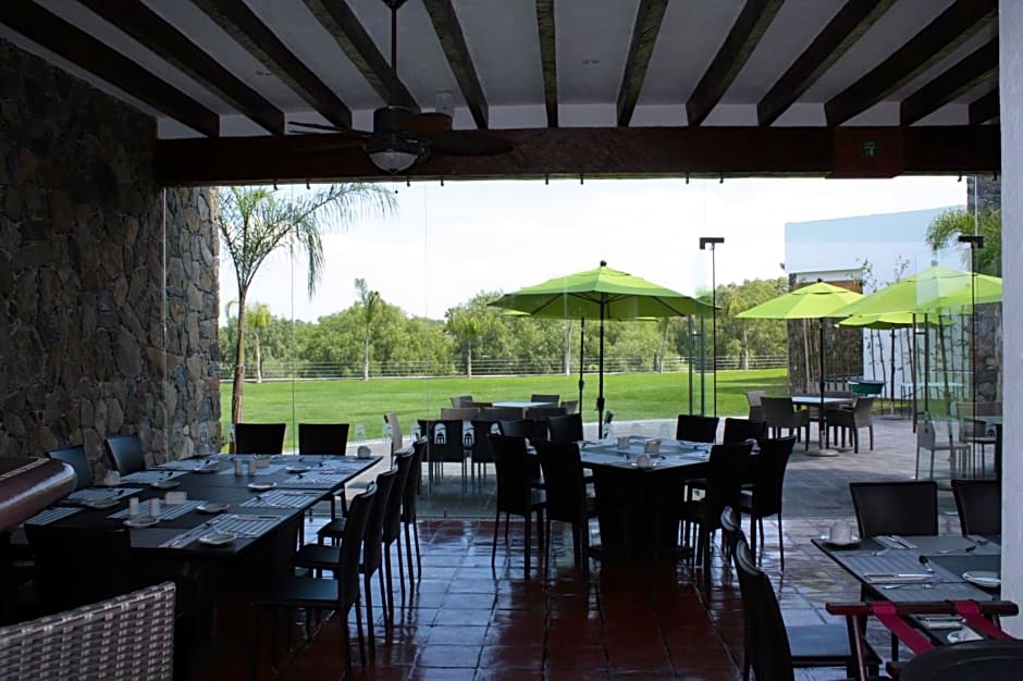 Hotel Villa Mexicana Golf & Equestrian Resort