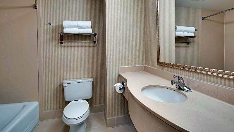 SureStay Plus Hotel by Best Western Chey