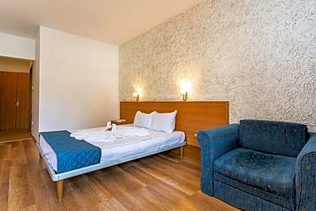 Family Room (2 Adults + 1 Child) - All Inclusive