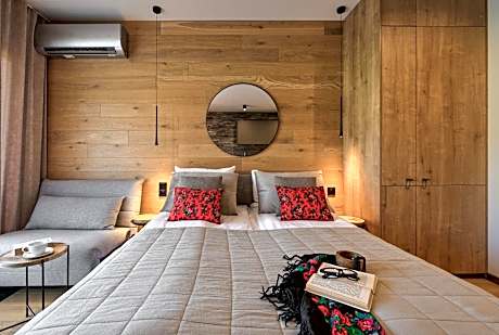 Studio Apartment with Balcony