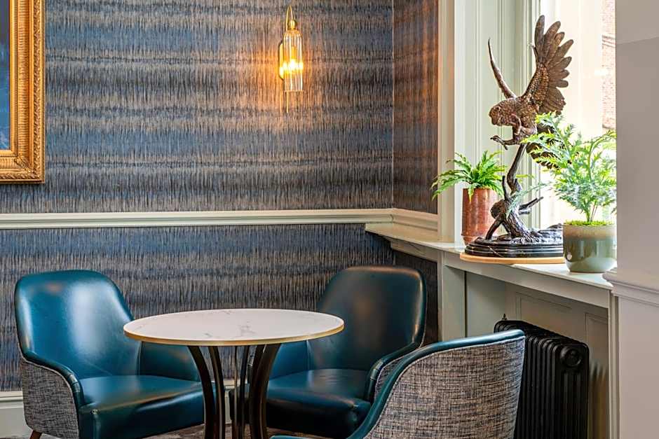 The Queen at Chester Hotel, BW Premier Collection