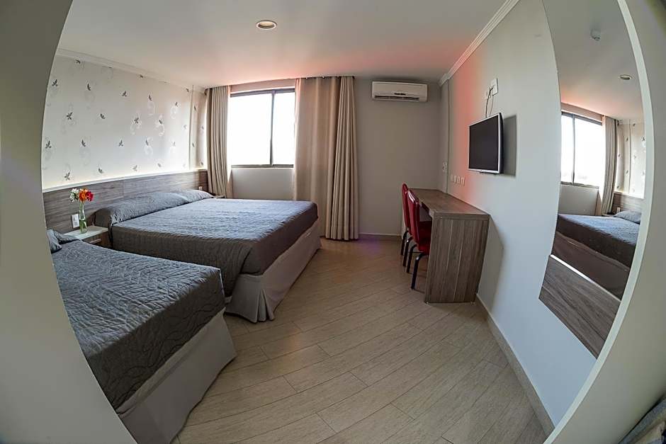 Foz Plaza Hotel