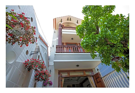 Single Bed in 4-Bed Dormitory Room