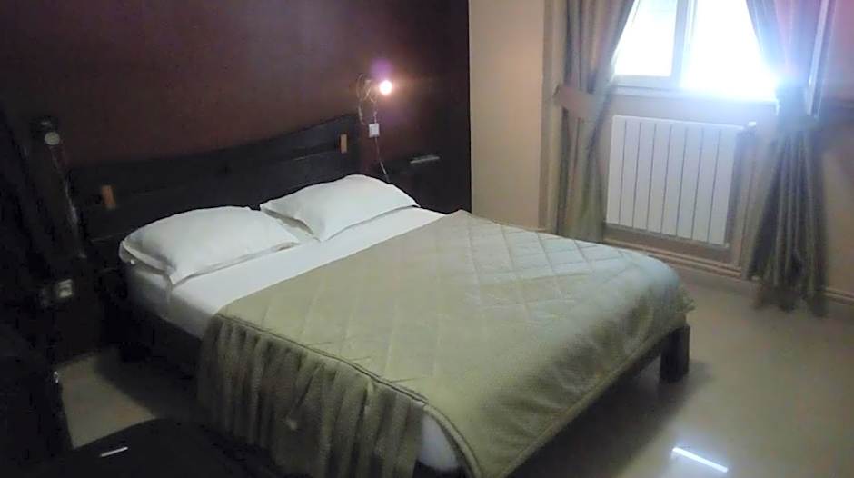 Roza Hotel