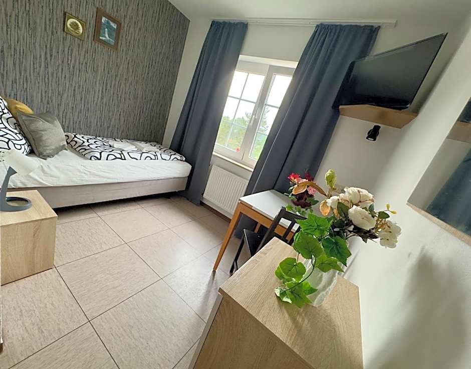 Hotel Moji 3 Landhaus Köln