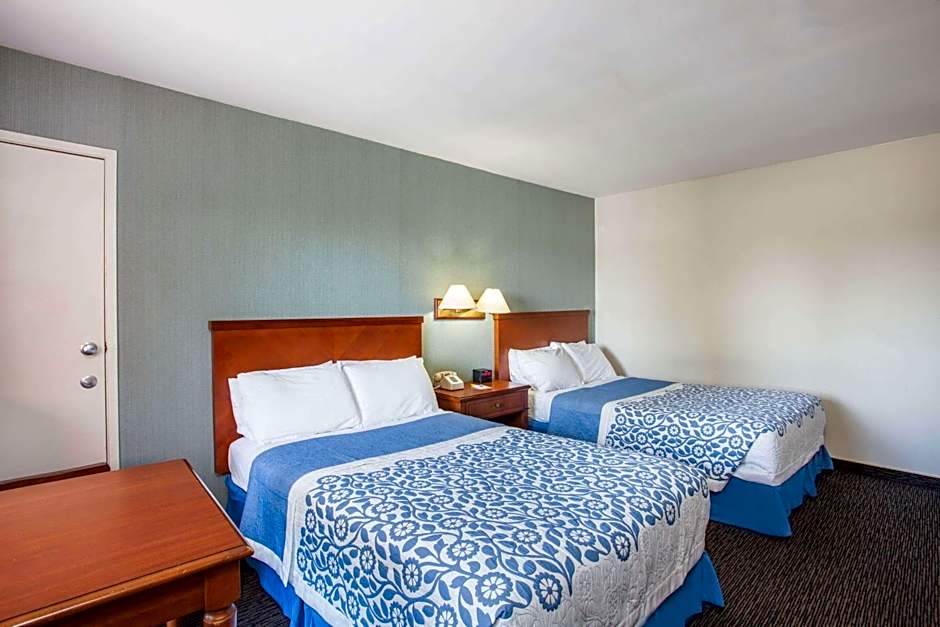 Days Inn by Wyndham Anaheim Near the Park