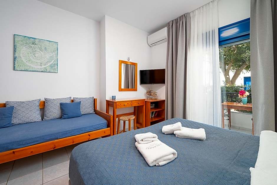 Finikas Studios & Apartments - Kalamaki Holidays