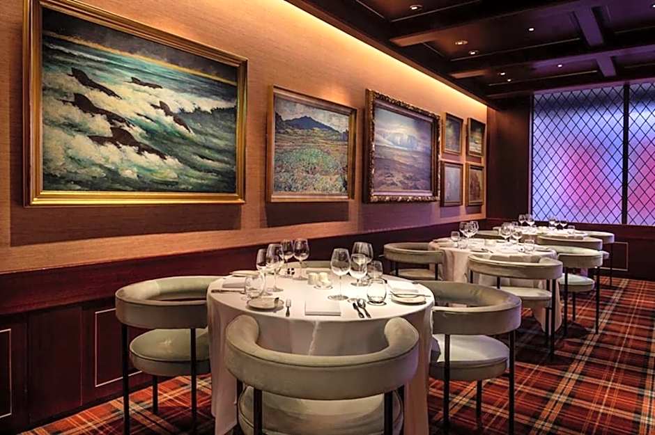 Hotel Holt - The Art Hotel