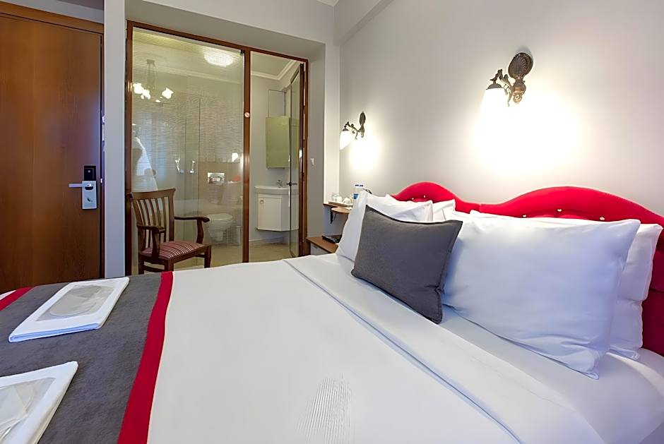 Queen Seagull Boutique Hotel