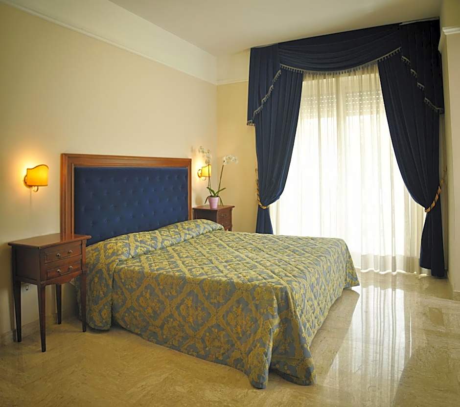 Mondial Park Hotel