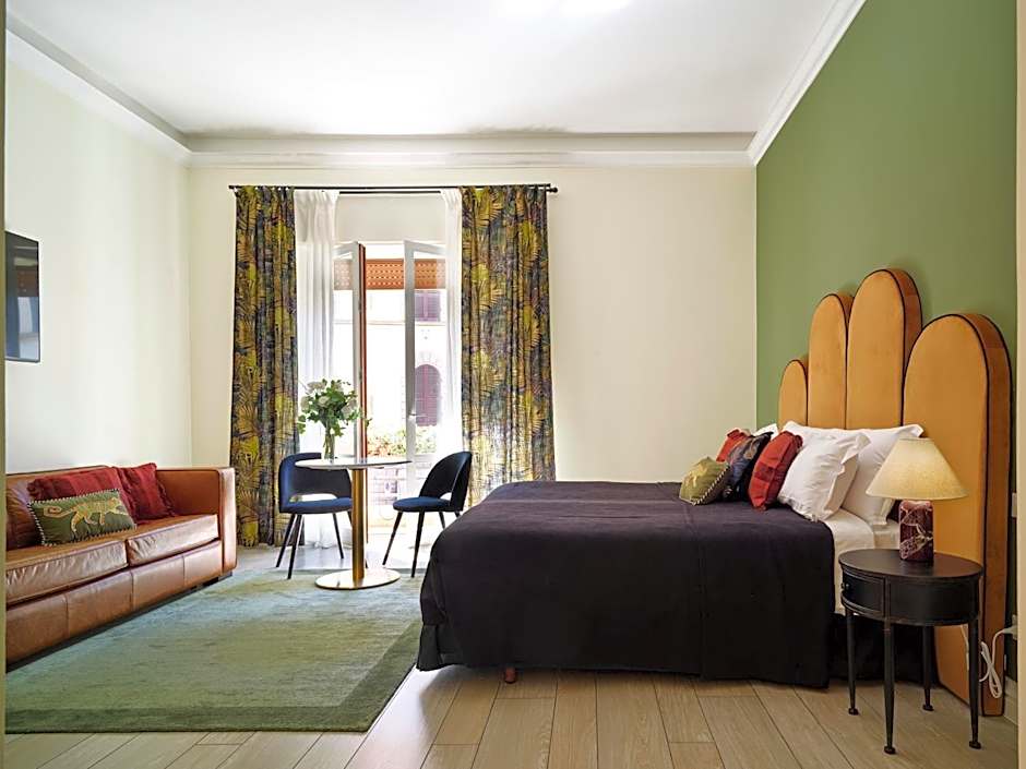 Photo 1 of 5 of Triple Room