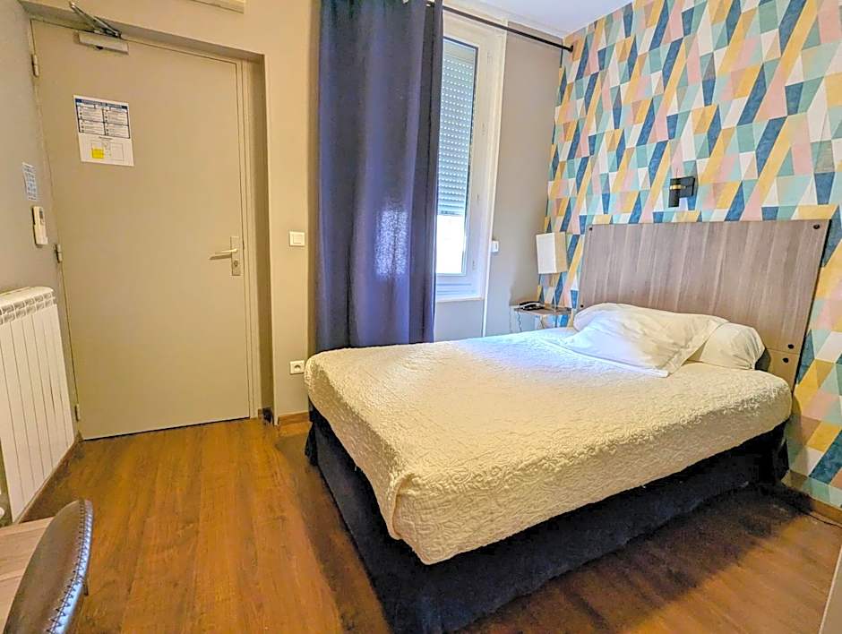 Hôtel Des Arts, Artisanal et Indépendant