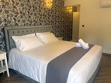 Double Room with Pool View