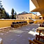 NEW! Marriott Slope View Ski & Summer Luxury Studio Sleeps 4 Full kitchen, Amenities & Paid Parking