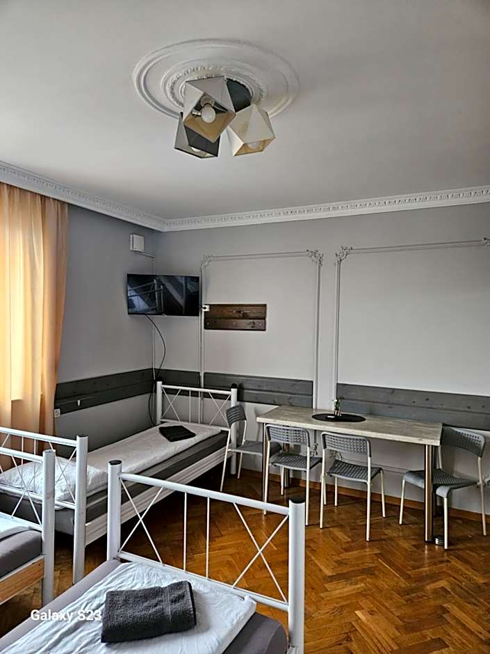 Pokoje pracownicze Кімнати для працівників,гуртожиток