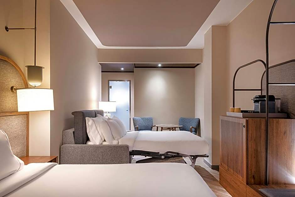 AC Hotel Palacio Universal