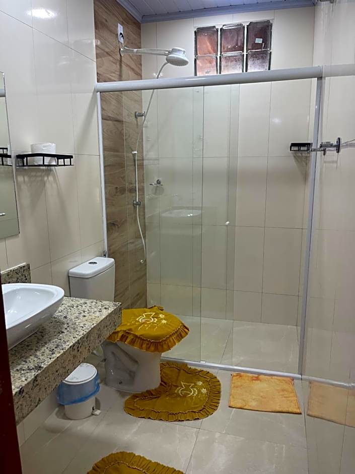 Casa e Kitnet Ilha Grande - RJ