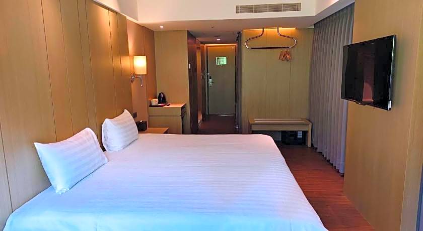 CHECK inn SELECT Taipei NeiHu