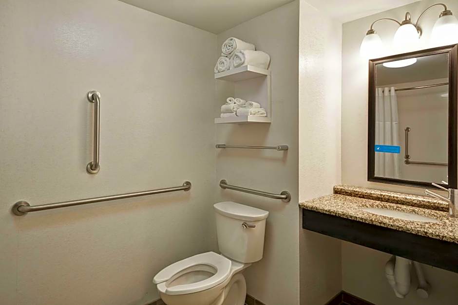 Hampton Inn By Hilton Detroit/Madison Heights/South Troy