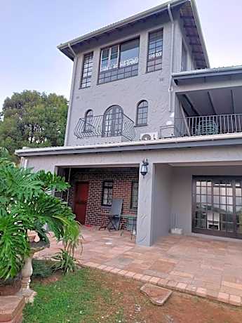 Fairway Guest Lodge